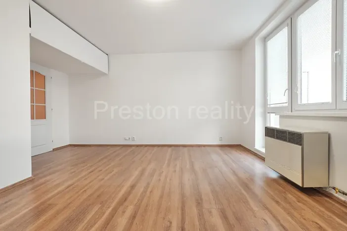 Pronájem bytu 2+kk, Praha - Nusle, Zdaru, 45 m2