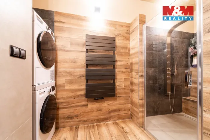 Prodej obchodního prostoru, Bechyně, 340 m2