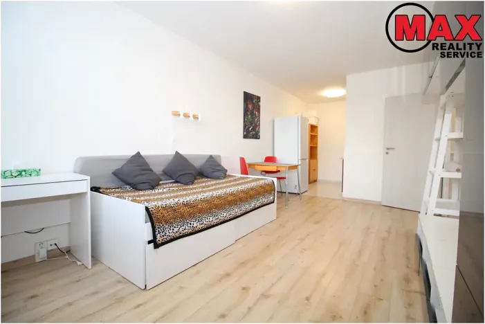 Pronájem bytu 2+kk, Praha - Bohnice, Čimická, 44 m2