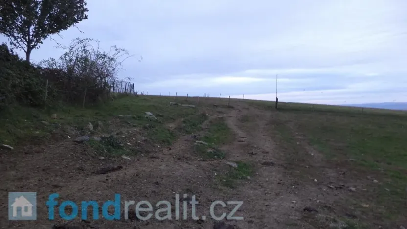 Prodej pozemku, Kelníky, 1707 m2