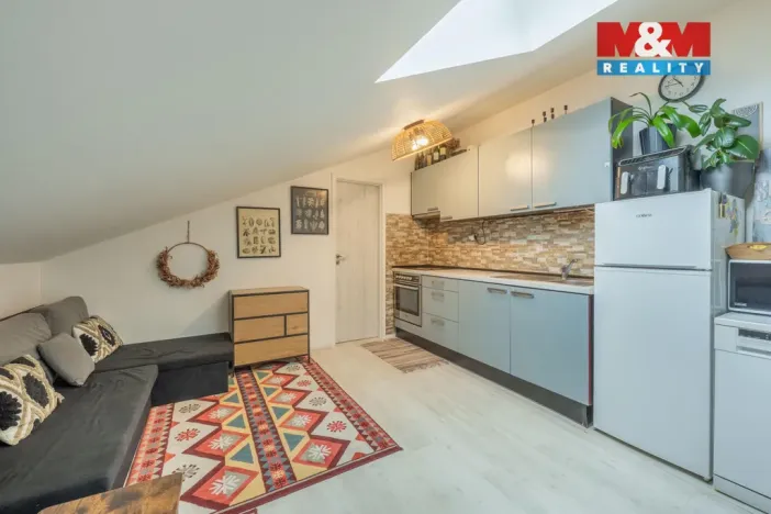 Prodej bytu 2+kk, Praha, Mladých Běchovic, 49 m2