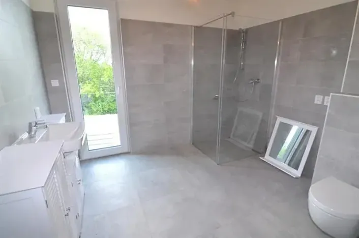 Pronájem rodinného domu, Vestec, Erbenova, 140 m2