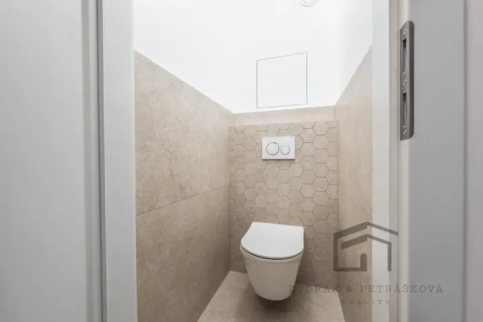 Pronájem bytu 4+kk, Praha - Modřany, Levského, 73 m2