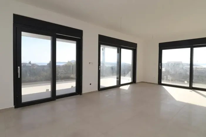 Prodej bytu 4+kk, Tribunj, Chorvatsko, 132 m2