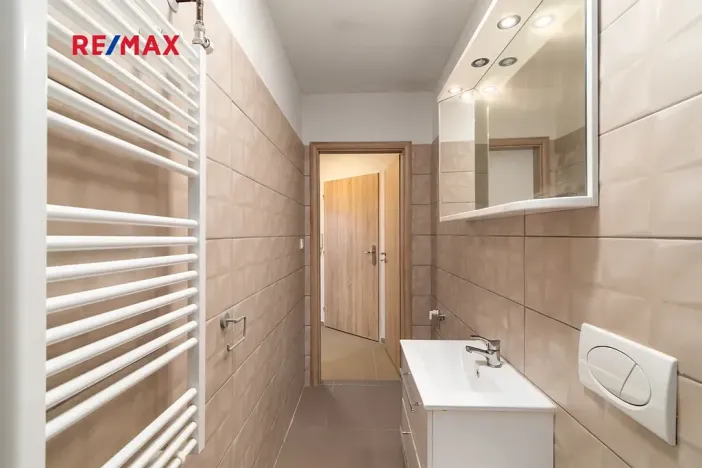 Pronájem bytu 2+kk, Plzeň, Skvrňanská, 37 m2