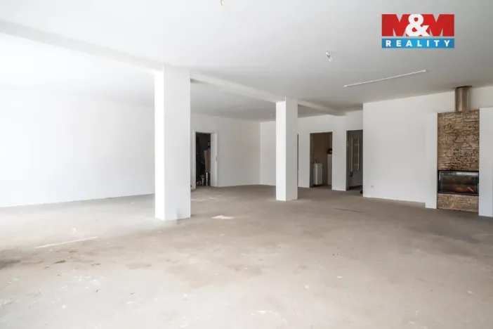 Prodej rodinného domu, Šumavské Hoštice, 316 m2