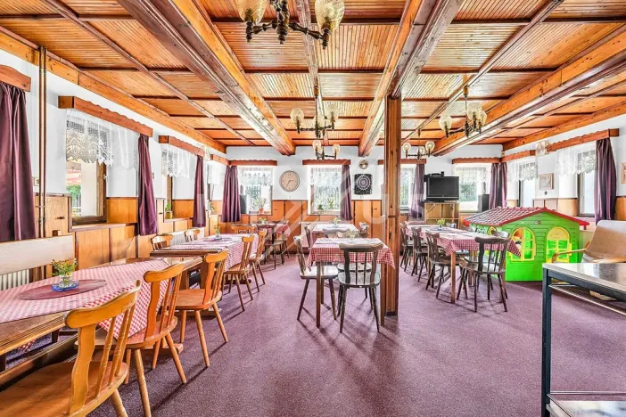 Prodej ubytování, Josefův Důl, 550 m2