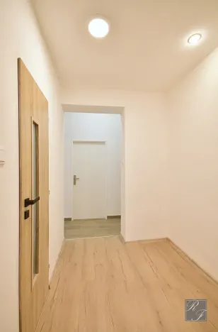 Prodej bytu 2+1, Teplice, Československých legií, 68 m2