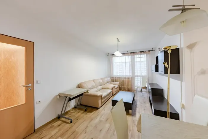 Pronájem bytu 2+kk, Praha - Kobylisy, Rajmonova, 55 m2