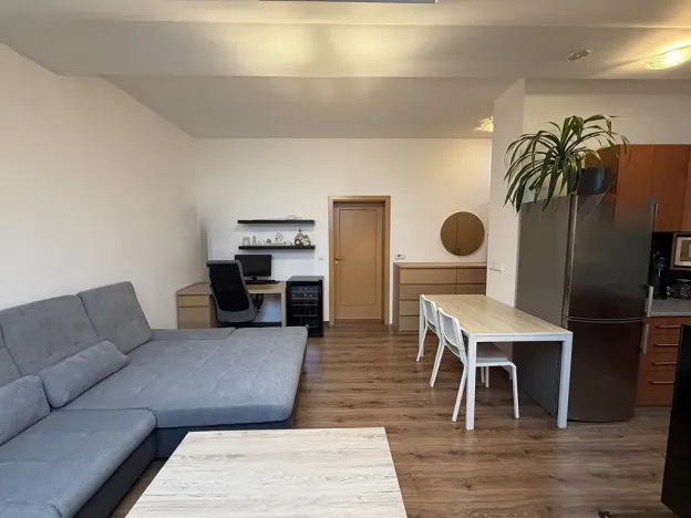 Prodej bytu 2+kk, Slavkov u Brna, sídliště Nádražní, 64 m2