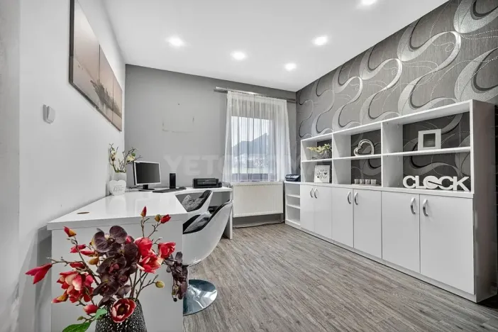 Prodej rodinného domu, Chotíkov, 280 m2