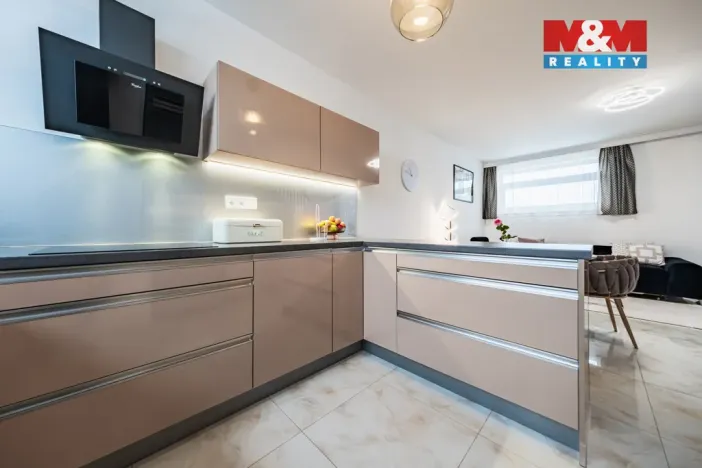 Prodej bytu 4+kk, Kostelec nad Černými lesy - Kostelec nad Černými Lesy, Pražská, 93 m2