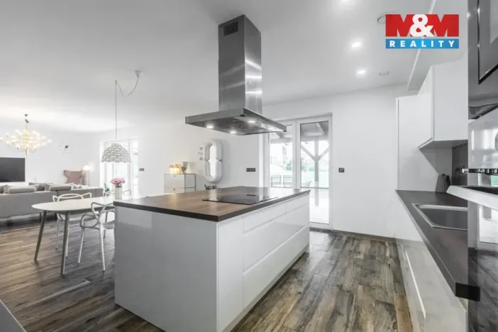 Prodej rodinného domu, Bořanovice, V sazenicích, 285 m2