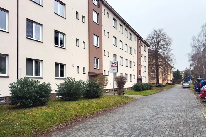 Pronájem bytu 3+1, Praha - Čakovice, Úslavská, 76 m2