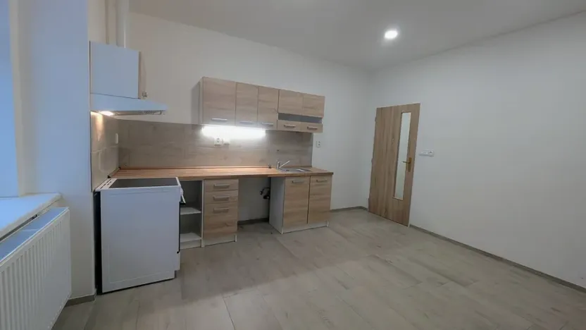 Pronájem bytu 2+kk, Peruc, U Koupaliště, 54 m2