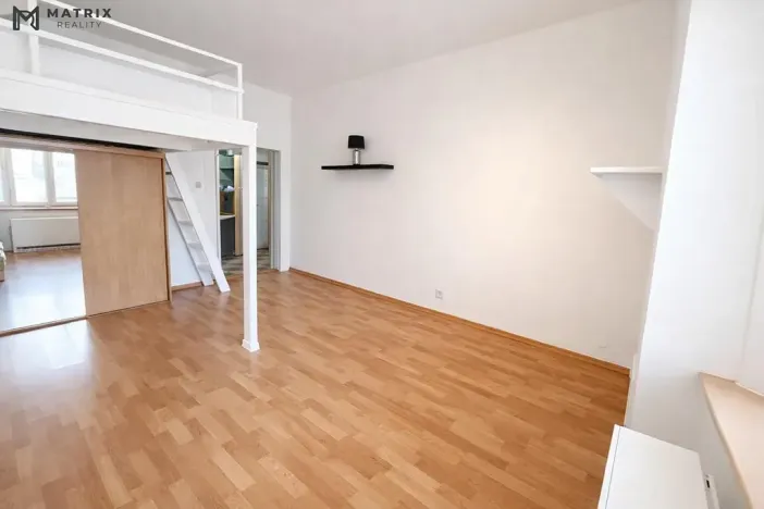 Pronájem bytu 2+kk, Praha - Vršovice, 56 m2