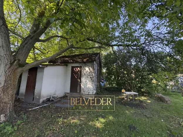 Prodej zahrady, Dubí, B. Němcové, 312 m2