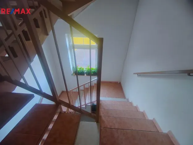 Pronájem kanceláře, Ostrava - Mariánské Hory, U Vodojemu, 88 m2