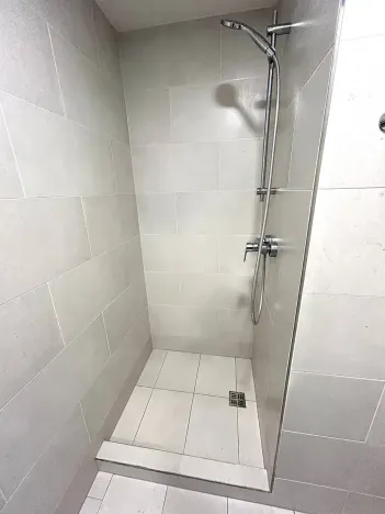 Pronájem bytu 1+kk, Praha - Vysočany, Poděbradská, 33 m2