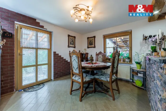 Prodej rodinného domu, Karlovy Vary - Stará Role, Nové domky, 152 m2