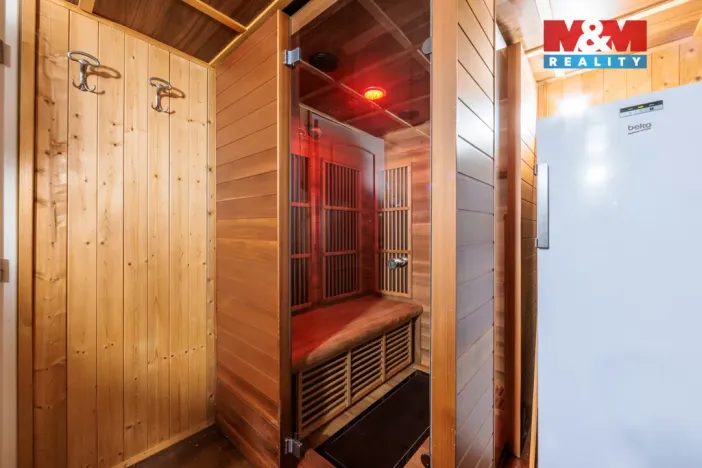 Prodej rodinného domu, Karlovy Vary - Stará Role, Nové domky, 152 m2