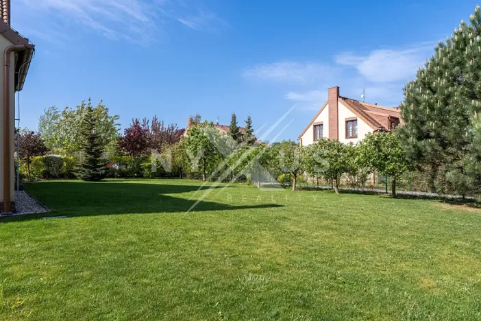 Prodej rodinného domu, Dobřejovice, 250 m2