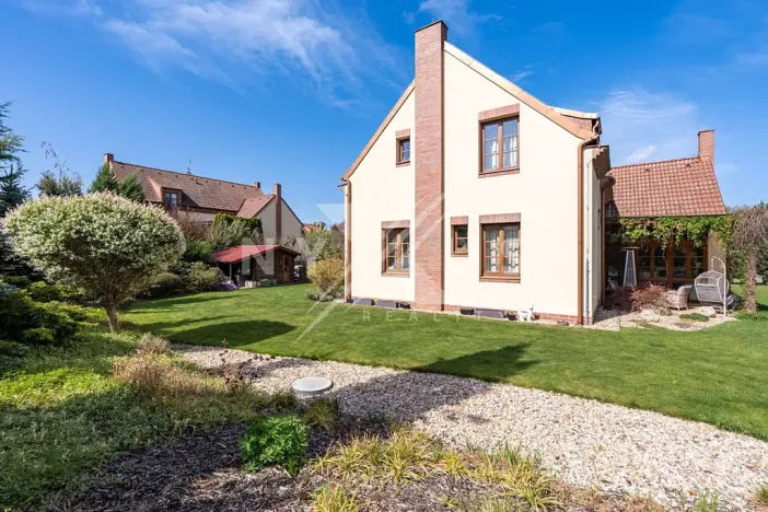 Prodej rodinného domu, Dobřejovice, 250 m2