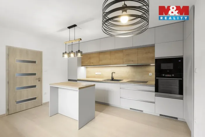 Prodej rodinného domu, Kočí, 189 m2