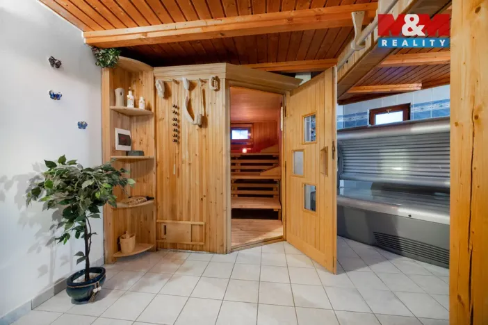 Prodej restaurace, Liberk - Rampuše, 1500 m2