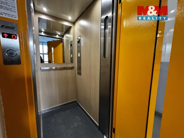 Prodej bytu 1+1, Chomutov, Palackého, 38 m2