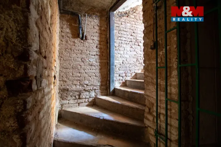 Pronájem, Praha - Žižkov, Havlíčkovo náměstí, 146 m2