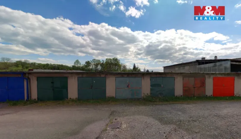Pronájem garáže, Valašské Meziříčí, U Byniny, 20 m2