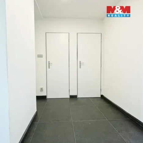 Pronájem bytu 1+1, Ostrava - Poruba, Čs. exilu, 38 m2