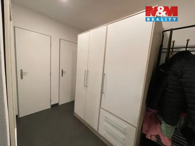 Pronájem bytu 1+1, Ostrava - Poruba, Čs. exilu, 38 m2