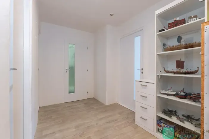 Prodej bytu 3+1, Dubí, Koněvova, 69 m2