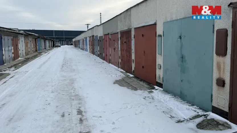 Pronájem garáže, Chropyně, 19 m2