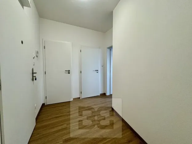Pronájem bytu 2+kk, Znojmo, Tovární, 50 m2