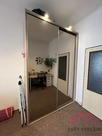 Pronájem bytu 1+1, Praha - Podolí, Na dolinách, 31 m2