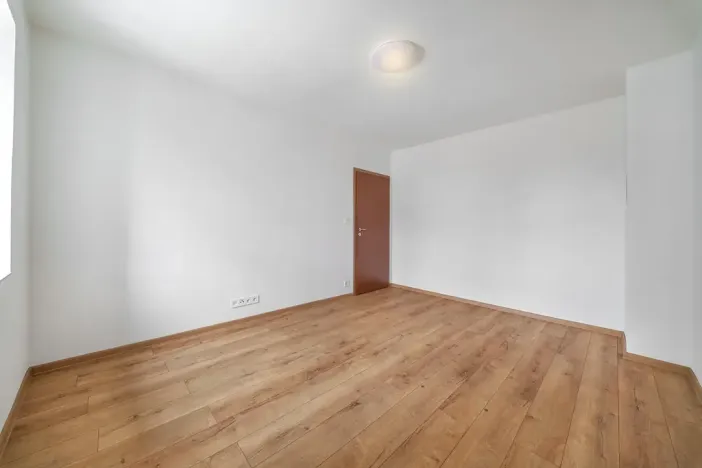 Pronájem bytu 2+kk, Plzeň, Dvorní, 43 m2