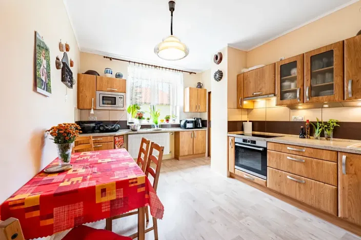 Prodej vícegeneračního domu, Jenštejn, 200 m2