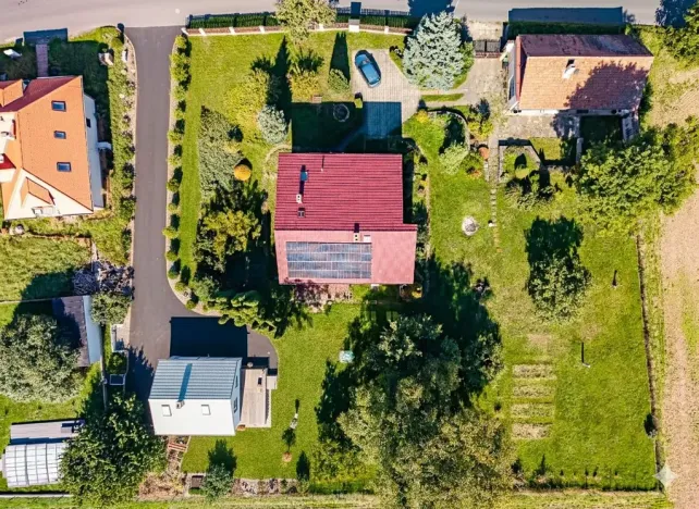 Prodej pozemku pro bydlení, Jenštejn, 1700 m2