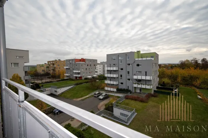 Pronájem bytu 2+kk, Praha - Uhříněves, Václava Trojana, 45 m2