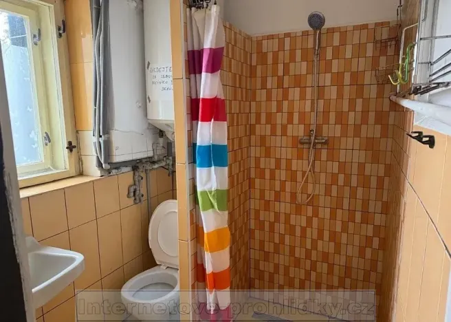 Pronájem pokoje, Praha - Uhříněves, Trampotova, 24 m2