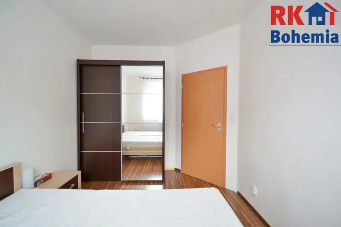 Pronájem bytu 2+kk, Šestajovice, Komenského, 46 m2