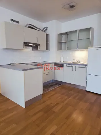 Pronájem bytu 1+kk, Praha - Letňany, Tupolevova, 41 m2