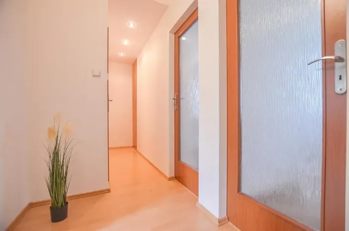 Pronájem bytu 3+1, Praha - Krč, Sládkovičova, 57 m2