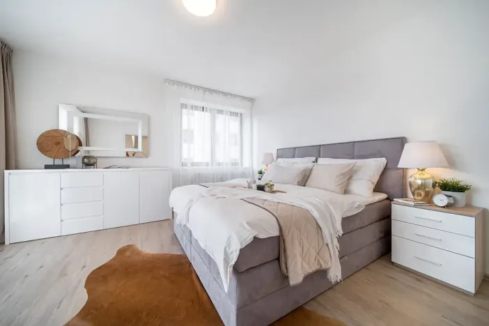 Prodej bytu 4+kk, Holubice, 97 m2