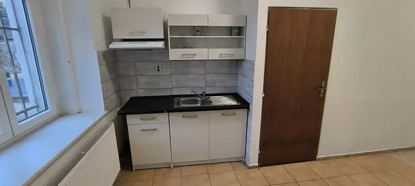 Pronájem obchodního prostoru, Cheb, Svobody, 73 m2