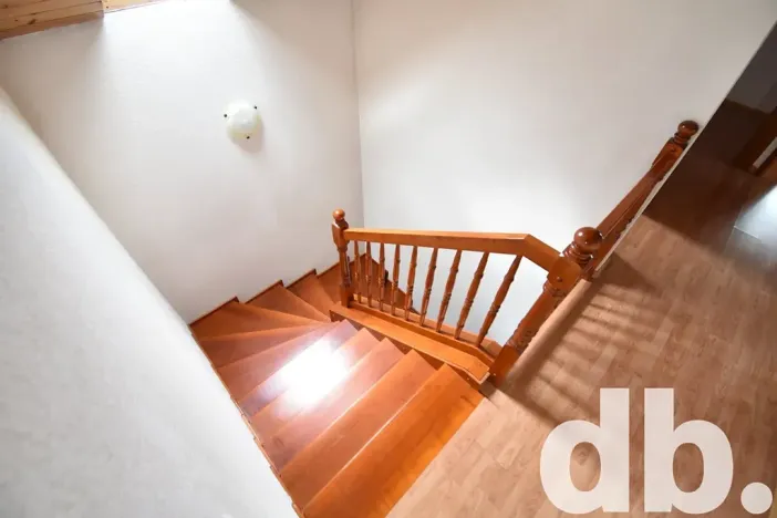 Prodej rodinného domu, Sadov, 366 m2