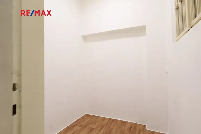 Prodej bytu 3+kk, Praha - Holešovice, Schnirchova, 87 m2